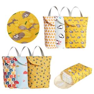해외 무료배송 뜨거운 판매 다기능 아기 기저귀 가방 재사용 패션 방수 기저귀 주최자 휴대용 대용량 엄마 가방 도매