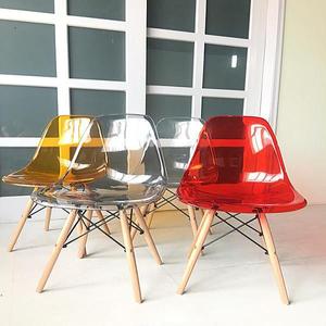 해외 무료배송 투명한 의자 현대 미니멀리스트 플라스틱 의자 크리스탈 식탁 및 의자 크리 에이 티브 협상 의자 북유럽 스타일의 의자